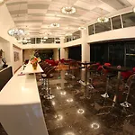 Altius Boutique 4* ניקוסיה