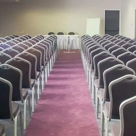 ألتيوس البوتيكي فندق 4*