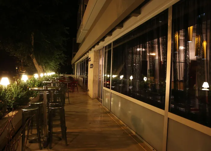 アルティス ブティック 4*